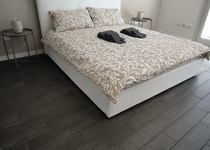 Apartment Eveve's House